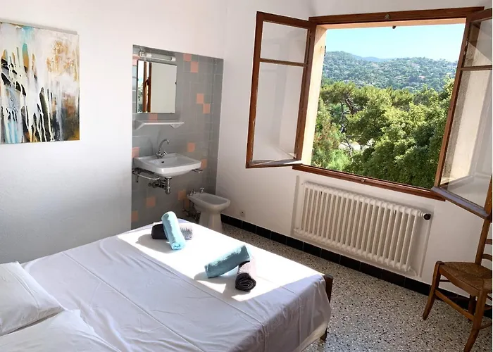 Provencale Avec Vue Panoramique Villa *